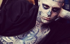 Images_134802_thumb_zombie-boy-visito-mes-mexico
