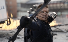 Images_156026_thumb_jeremy-renner-personaje-hawkeye-unira_137_0_1503_935