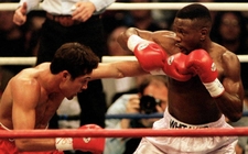Images_163795_thumb_pernell-whitaker-contra-oscar-de_77_0_900_560