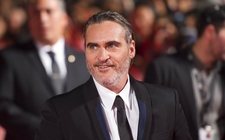 Images_167617_thumb_joaquin-phoenix-recibe-elogios-pelicula_0_49_958_596