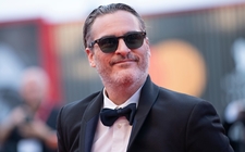 Images_173972_thumb_joaquin-phoenix-fue-reconocido-por_54_43_871_542
