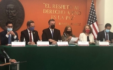 Images_187057_thumb_conferencia-prensa-funcionarios-mexicanos-alejandro_42_18_1143_711_(1)