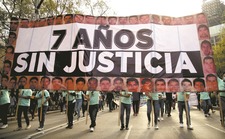 Images_187530_thumb_marcha_ayotzinapa
