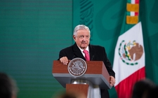 Images_189968_thumb_andres-manuel-lopez-obrador-cortesia-36